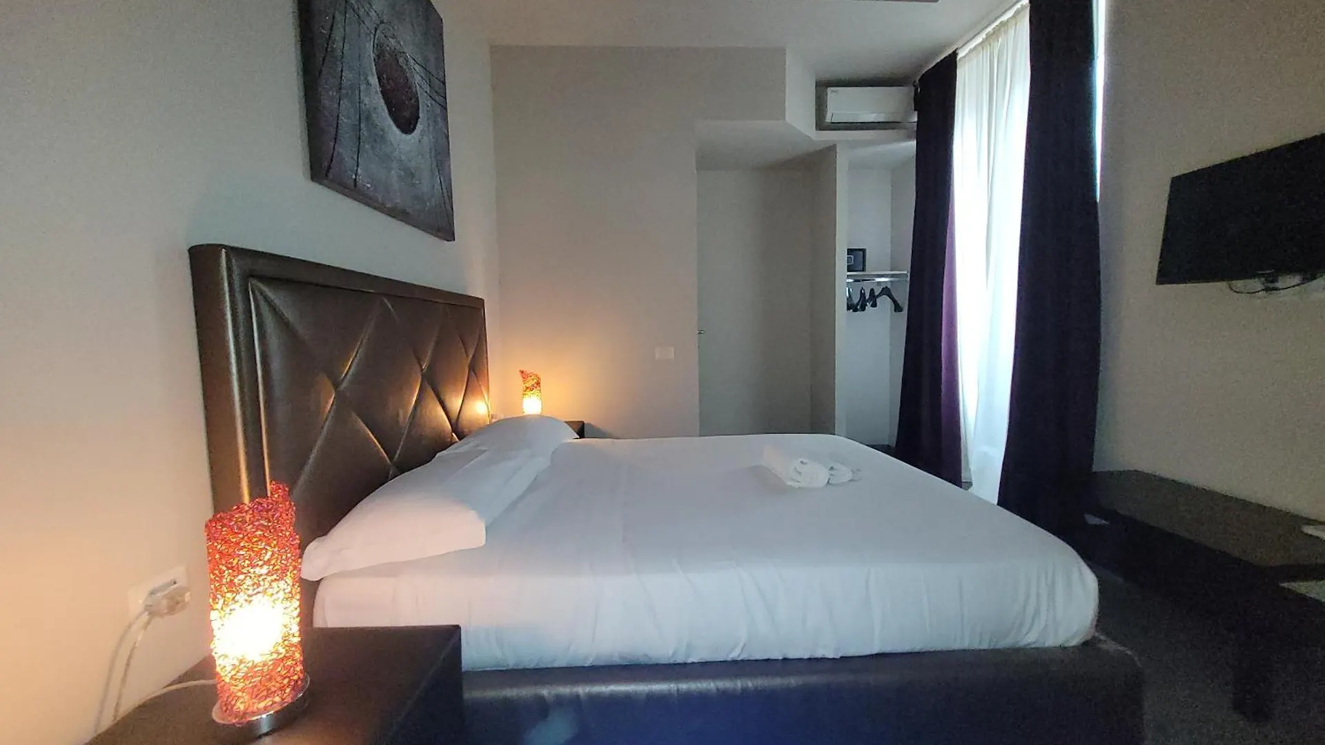 Romantic Dreams Sistina Guest House Italy